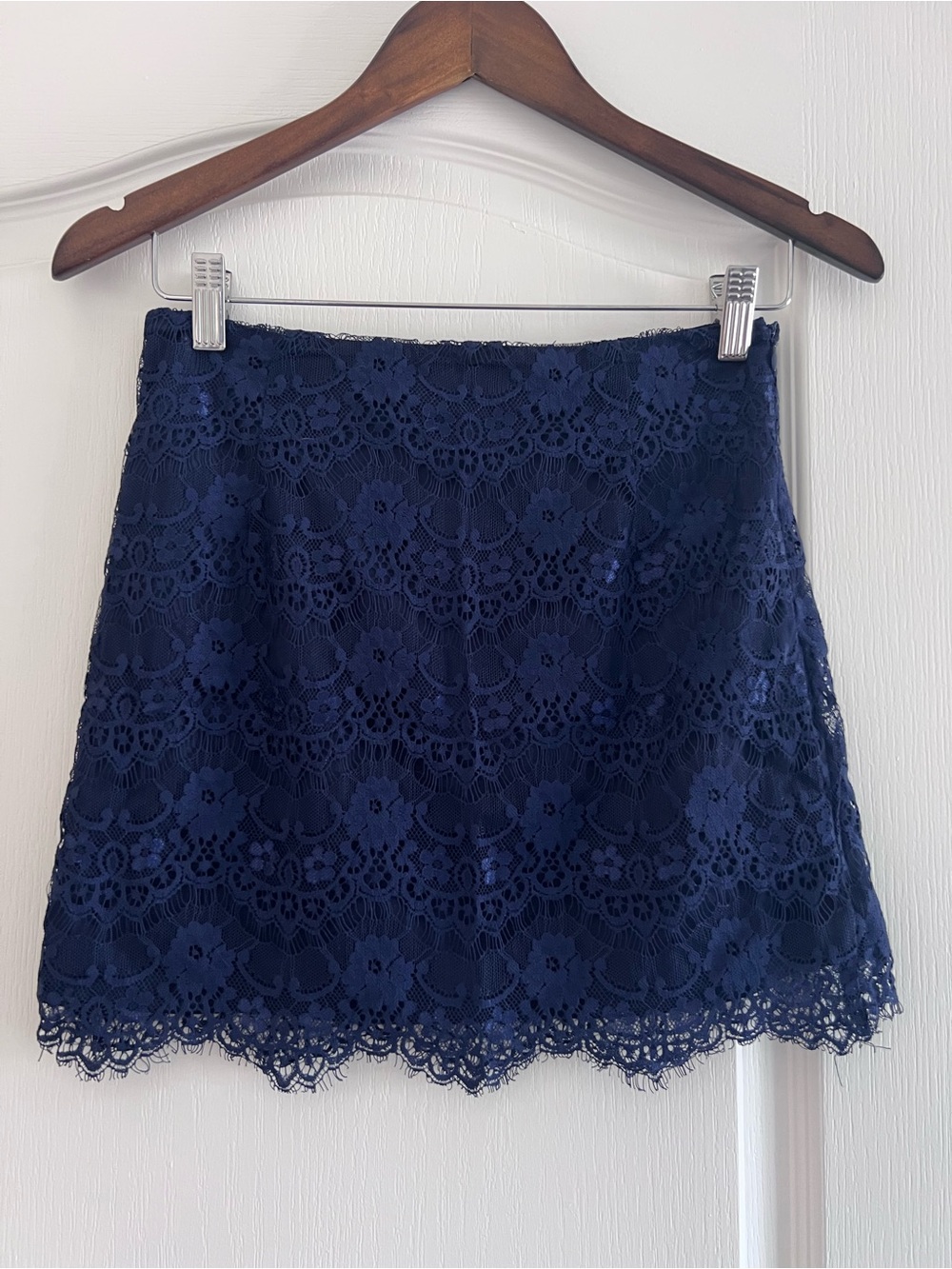 Forever 21 Navy Floral Lace Mini Skirt